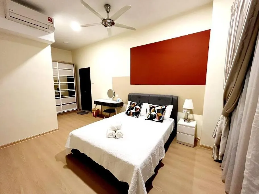 2Br 2Ba In The Heart Of Kl, Regalia Residence Kuala Lumpur Malaysia