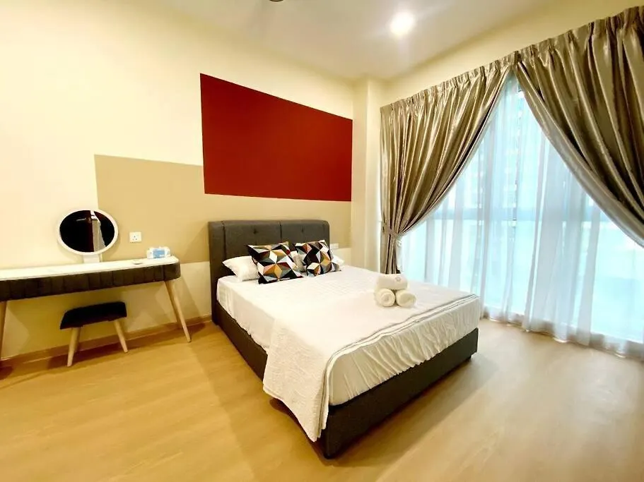 2Br 2Ba In The Heart Of Kl, Regalia Residence Kuala Lumpur Apartment