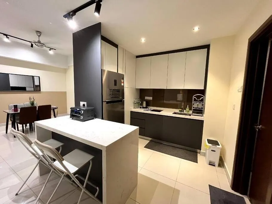 Apartment 2Br 2Ba In The Heart Of Kl, Regalia Residence Kuala Lumpur