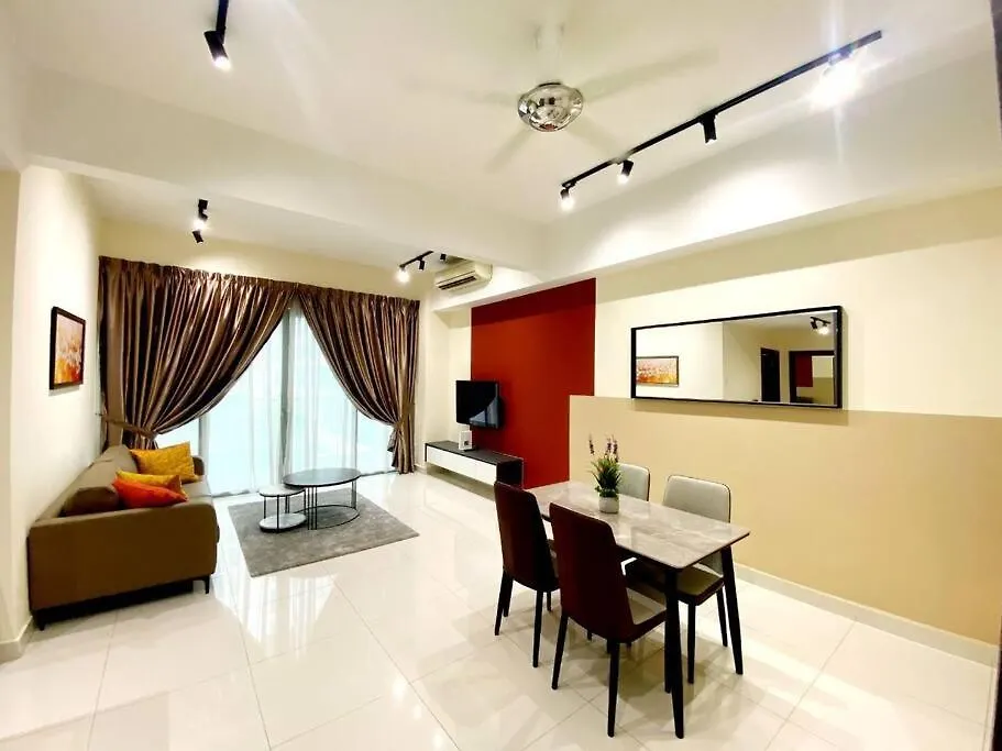 2Br 2Ba In The Heart Of Kl, Regalia Residence Kuala Lumpur